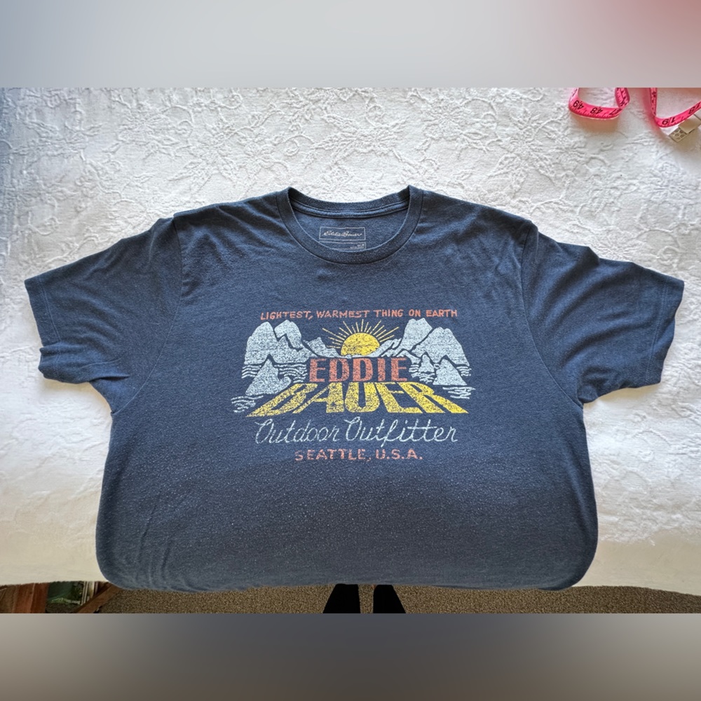 Medium Eddie Bauer graphic tee. Blue/grey. - Picture 3 of 6